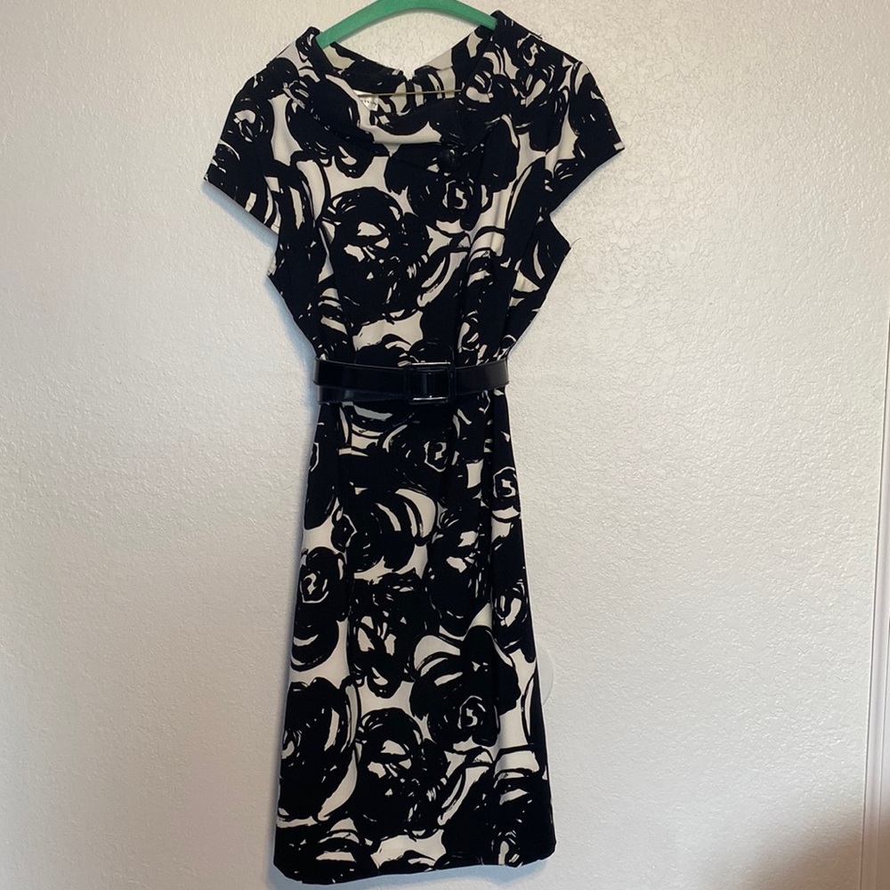 Black and white London Style brand. Size 12. Worn once.